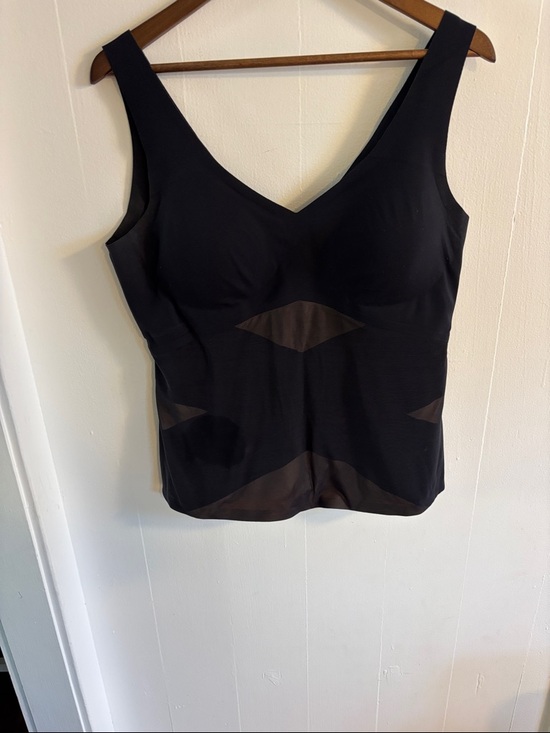 Honeylove Other - Honeylove Liftwear Tank Black V‑Neck Shaping Tank with Mesh Insets